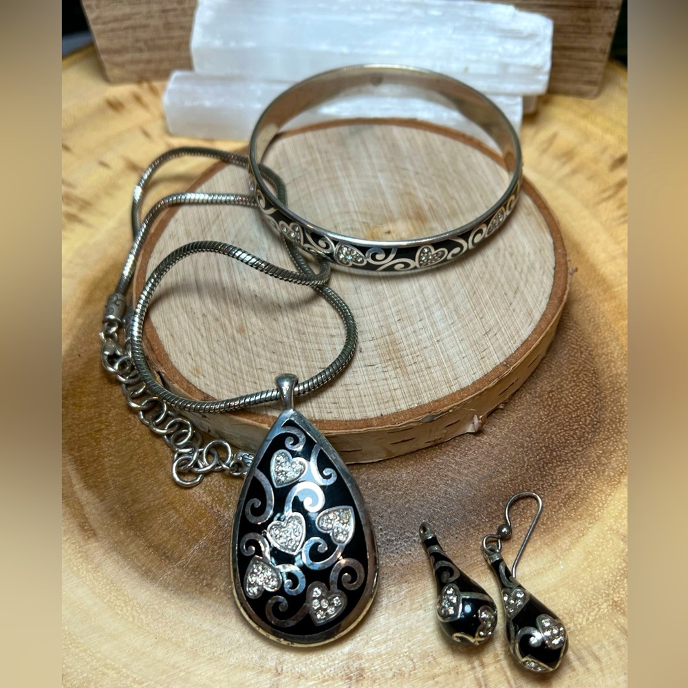 VTG| Brighton Love & Swirl Set 🖤✨